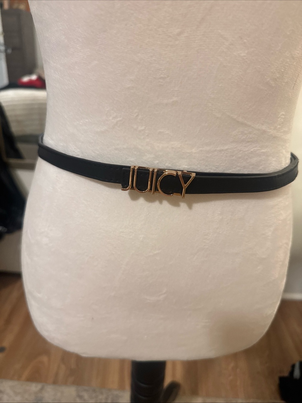 Vintage Juicy Couture Black Skinny Belt with Gold JUICY Logo